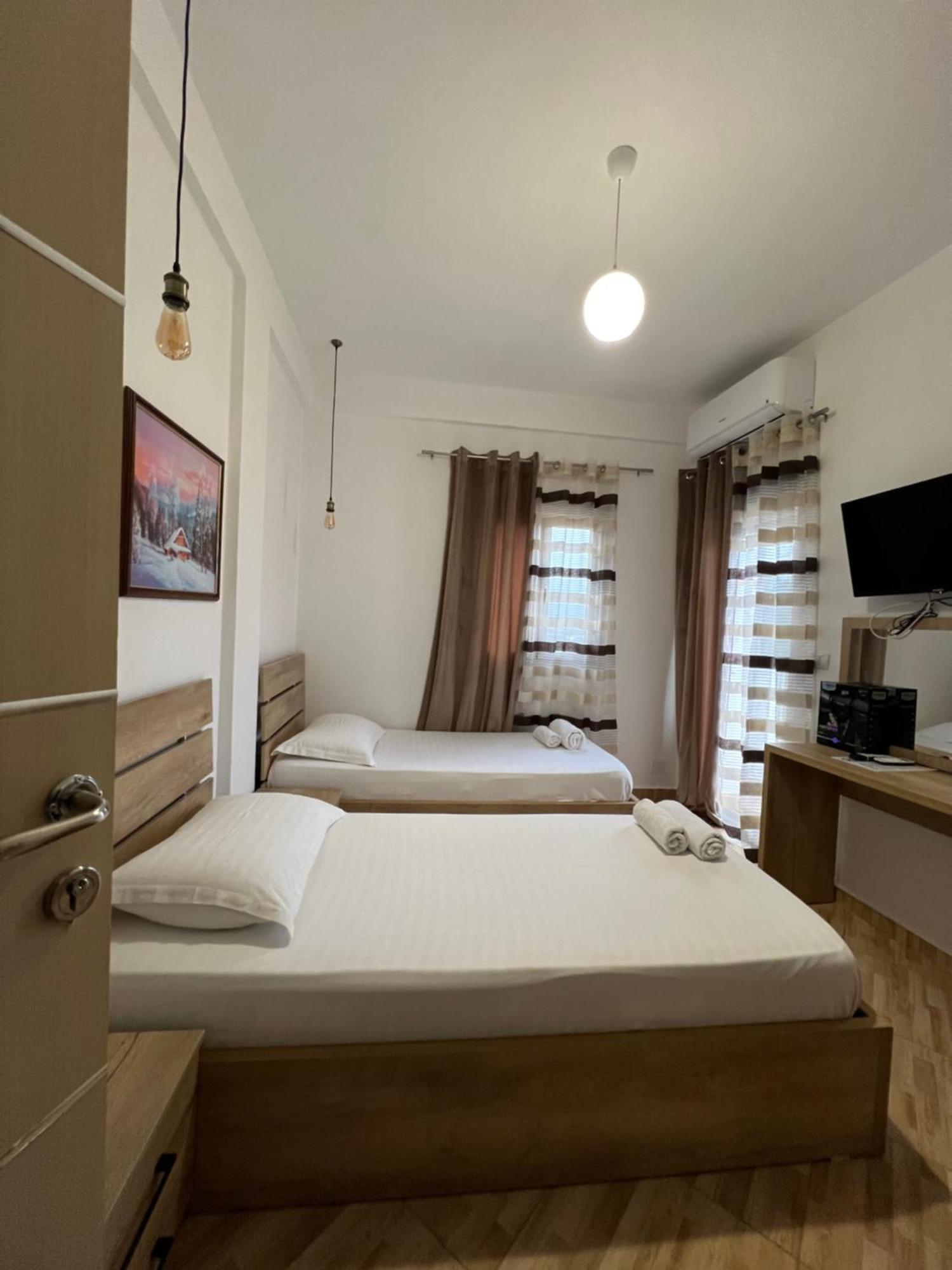 Hotel Apostoli Përmet Kültér fotó