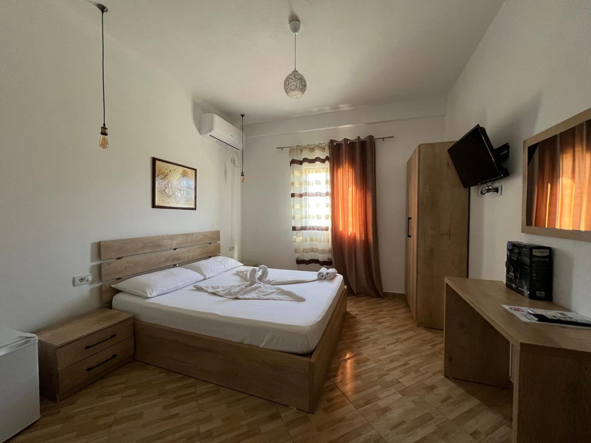 Hotel Apostoli Përmet Kültér fotó