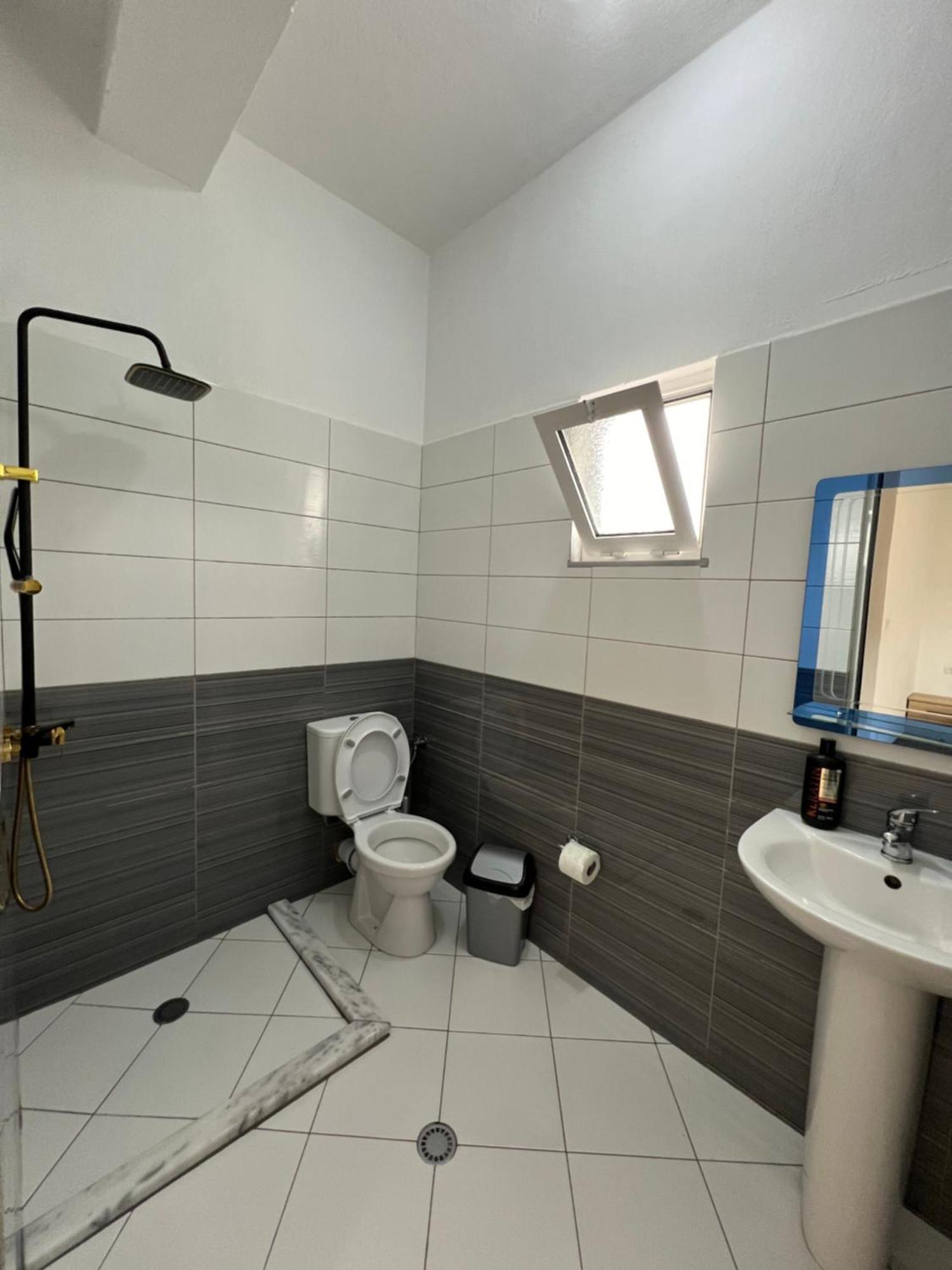 Hotel Apostoli Përmet Kültér fotó
